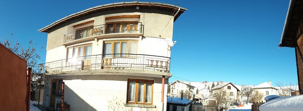 Guest House Ahp Mala Tsurkva Exterior photo
