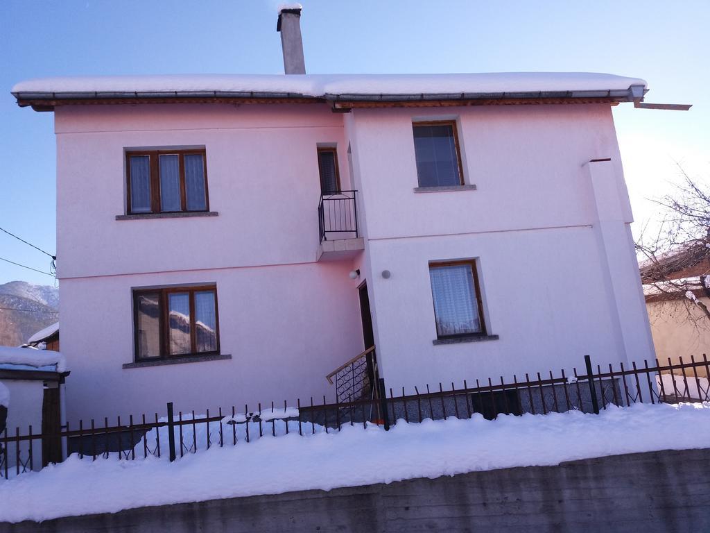 Guest House Ahp Mala Tsurkva Exterior photo